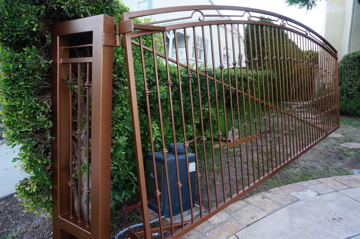 gate and fence service in Glendale